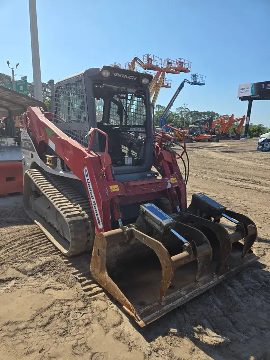2022 Takeuchi TL12V2-CR Track Loader