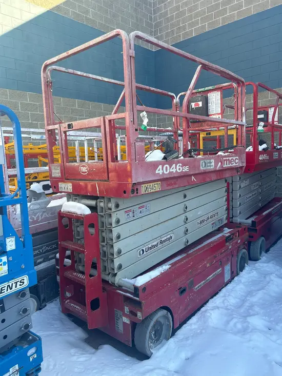 2017 MEC 4046SE Scissor Lift