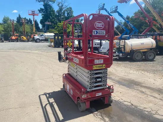 2018 MEC MICRO 19 Scissor Lift