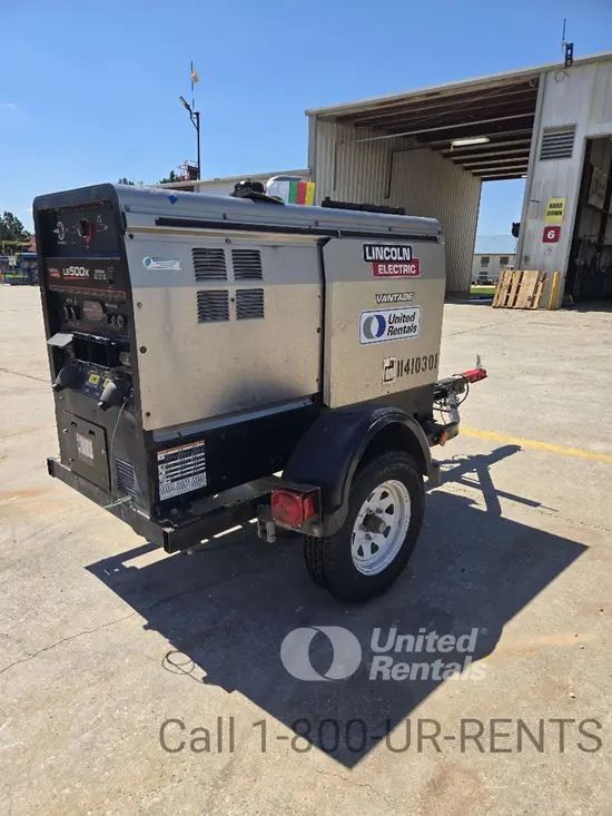2022 Lincoln Electric LE500X Welder