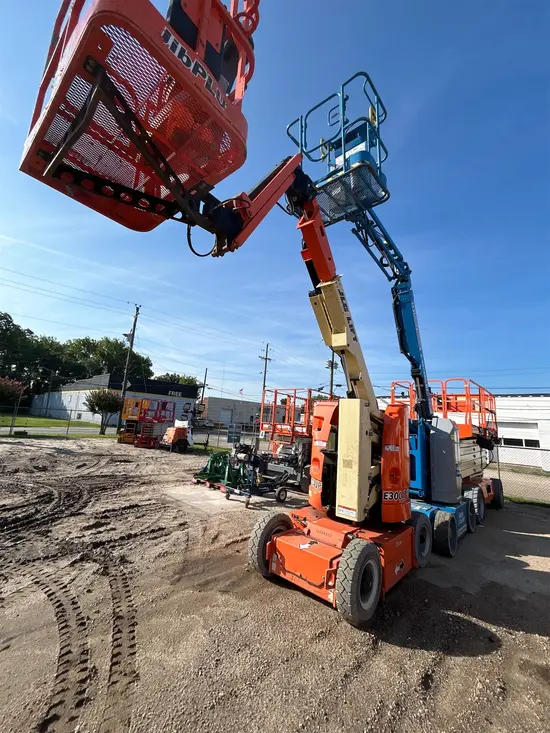 2014 JLG E300AJP Articulating Boom Lift