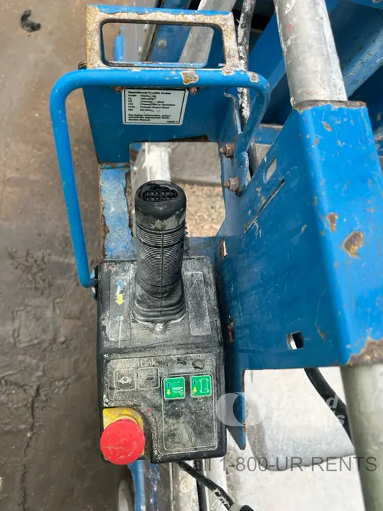 2018 Genie GR-12 Self-Propelled One-Person Lift