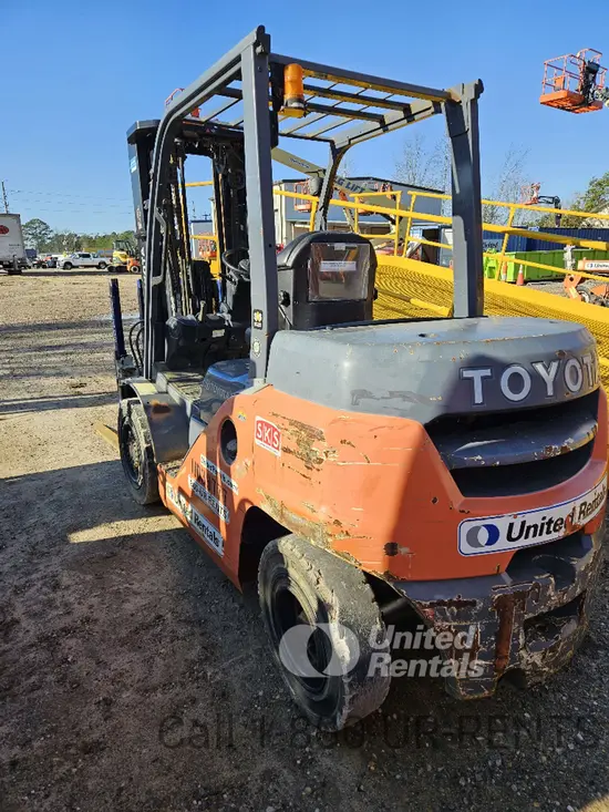 2020 Toyota 8FD35U Warehouse Forklift