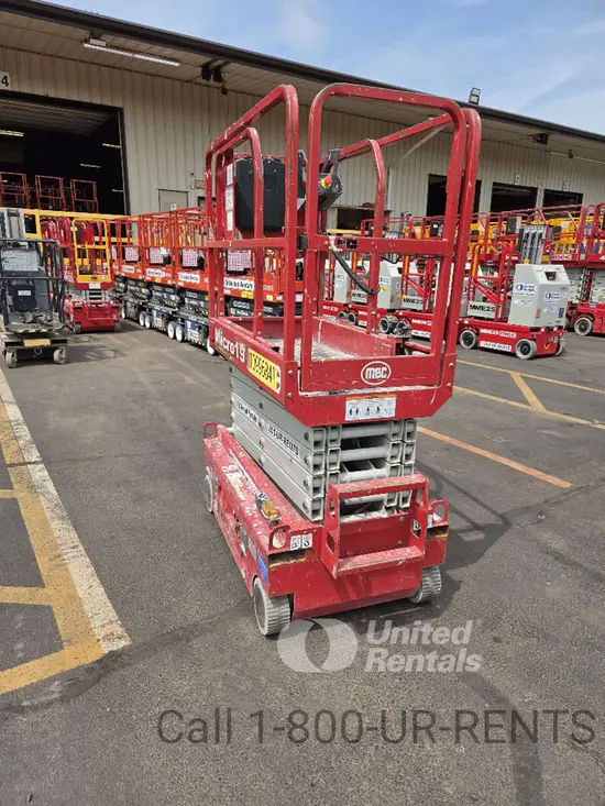 2019 MEC MICRO 19 Scissor Lift