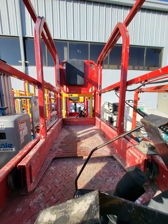 2019 MEC MICRO 19 Scissor Lift