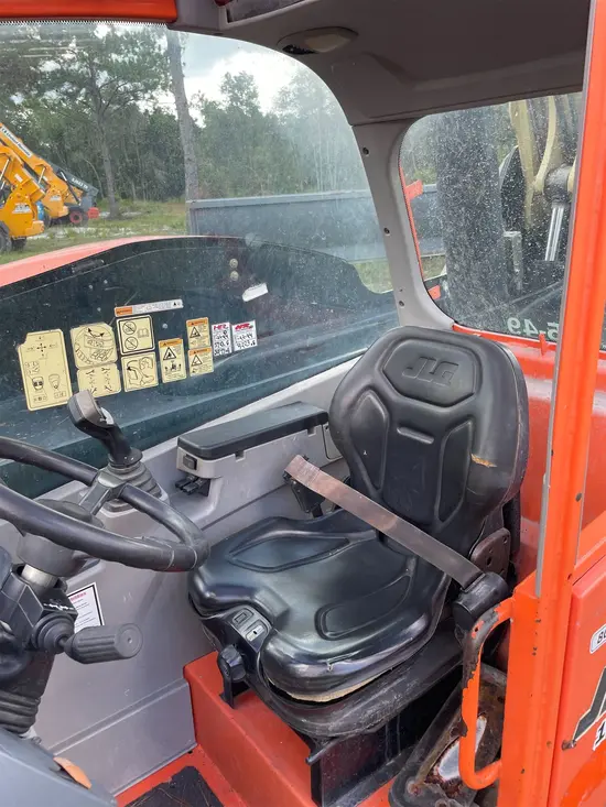 2018 JLG 1055 Forklift