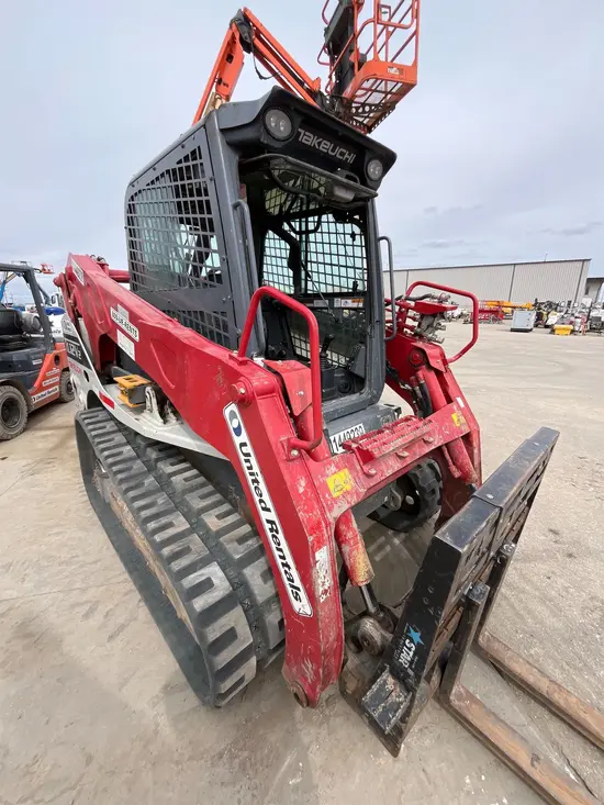 2022 Takeuchi TL12V2-CR Track Loader