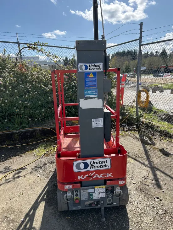 2018 Skyjack SJ12 Self-Propelled One-Person Lift