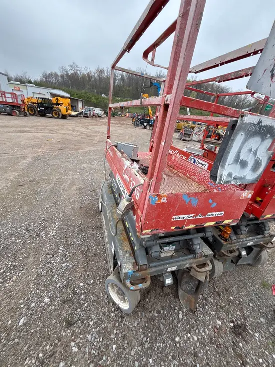 2016 Skyjack SJIII3219 Scissor Lift