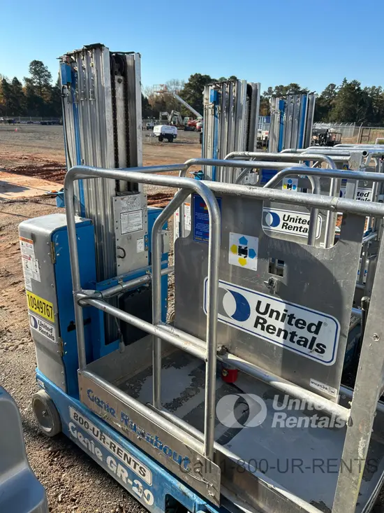 2019 Genie GR-20 Self-Propelled One-Person Lift