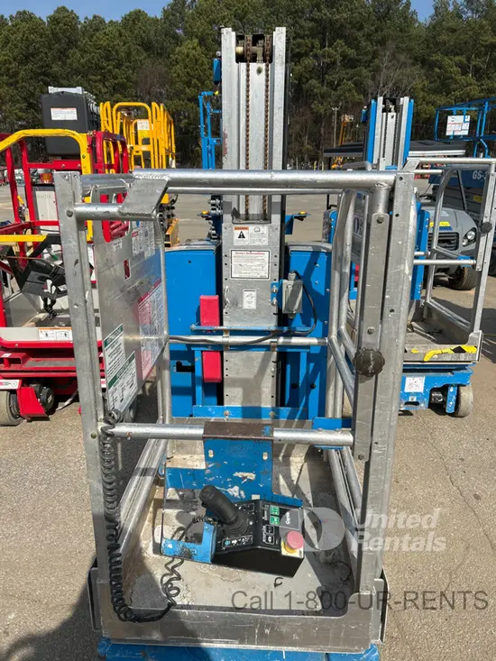 2019 Genie GR-20 Self-Propelled One-Person Lift