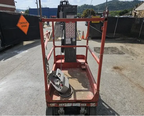 2018 Skyjack SJ16 Self-Propelled One-Person Lift