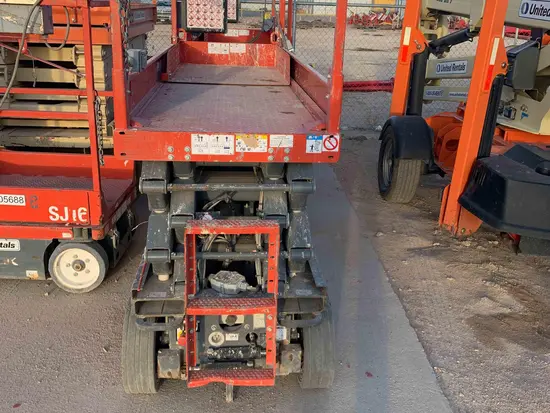 2018 Skyjack SJIII3226 Scissor Lift