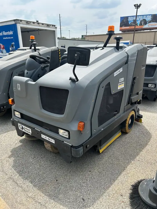 2022 KARCHER B 300 RI LPG Scrubber