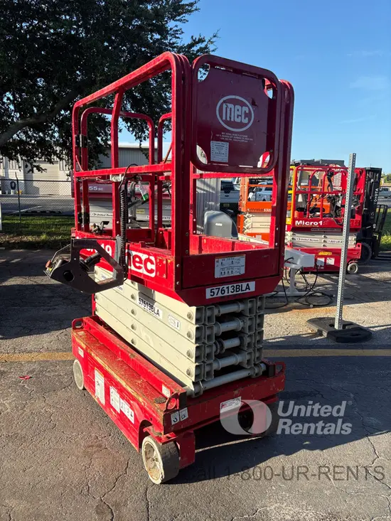 2018 MEC MICRO 19 Scissor Lift