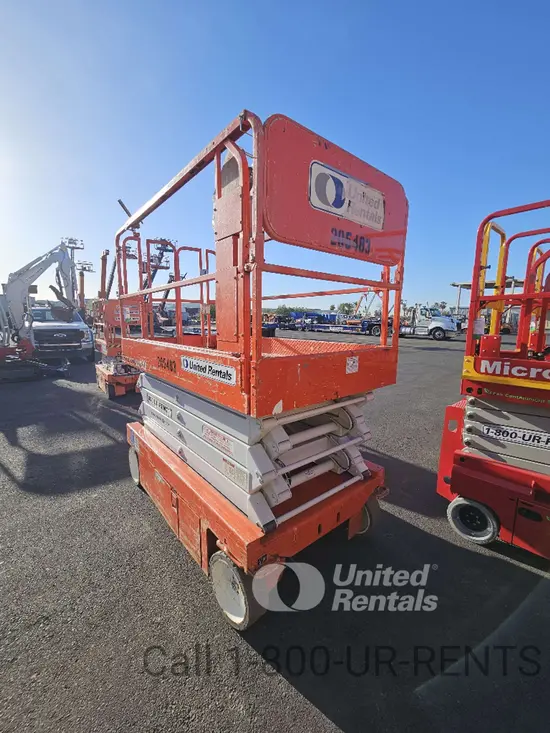 2018 Snorkel S4732E Scissor Lift