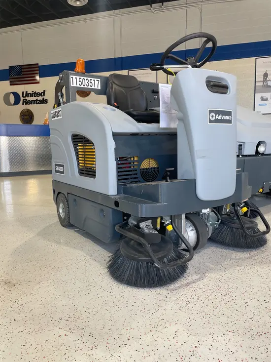 2022 Clarke SW4000 49 Sweeper