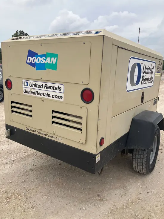 2018 Doosan P425/HP375WCUT4 Air Compressor