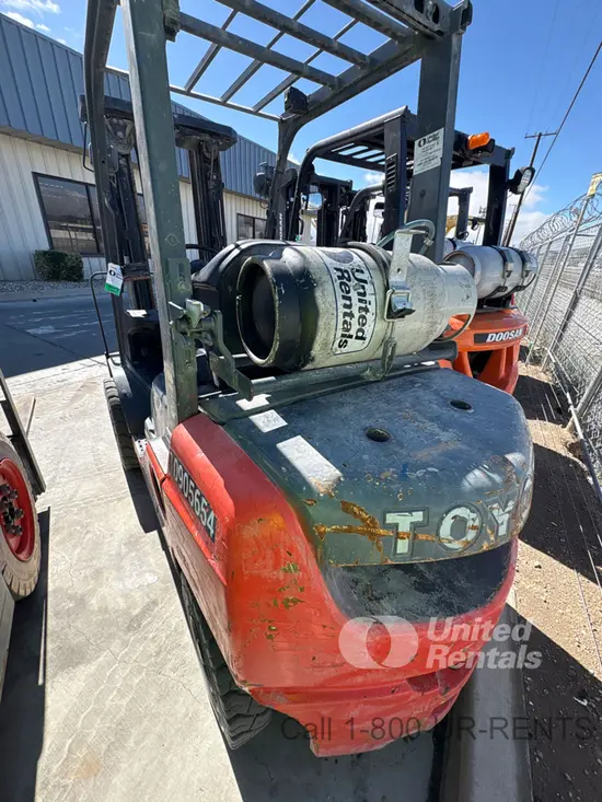 2019 Toyota 8FGU25 Warehouse Forklift