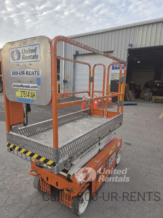 2021 Snorkel S3215L Scissor Lift