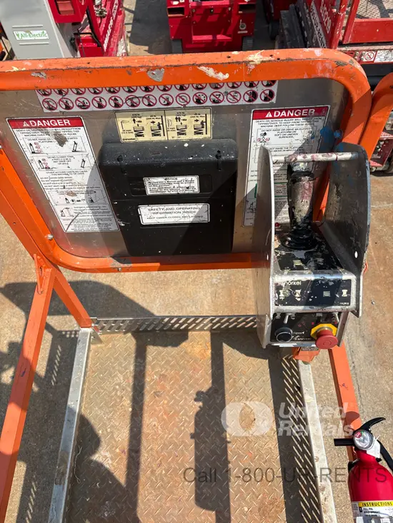 2020 Snorkel S3215L Scissor Lift