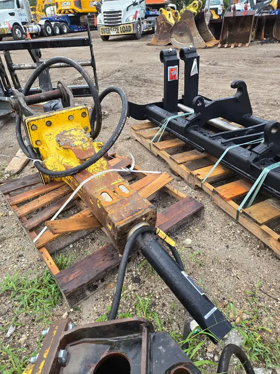 2021 Epiroc SB 702 Attachment