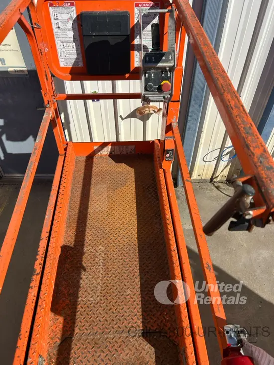 2019 Snorkel S3226E Scissor Lift