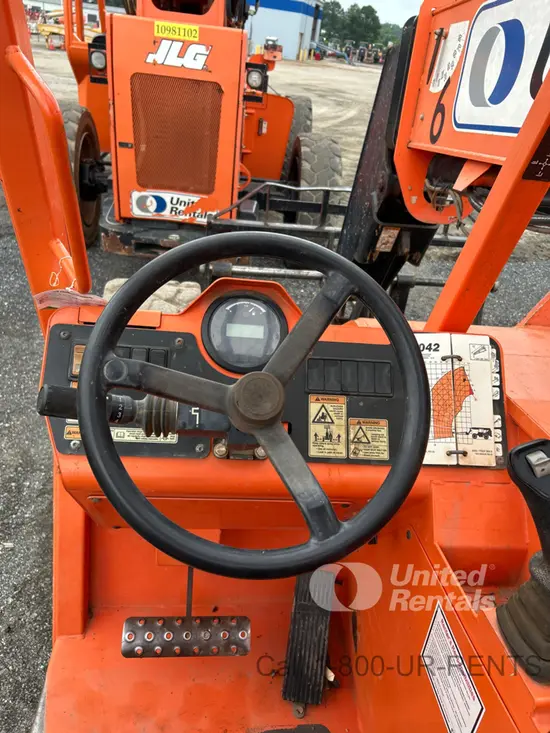 2018 SKYTRAK 6042 Forklift