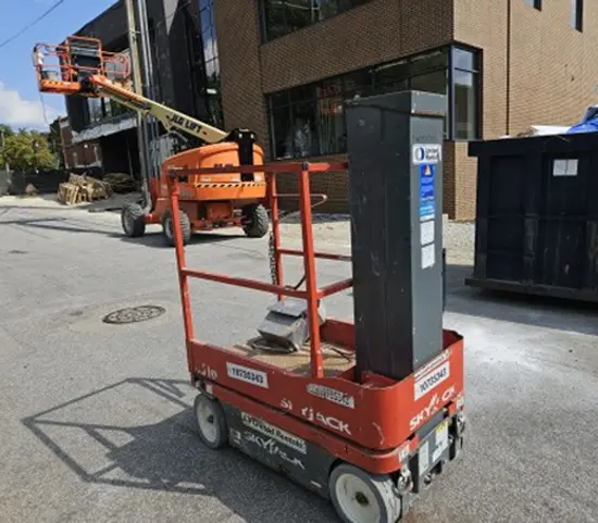 2018 Skyjack SJ16 Self-Propelled One-Person Lift