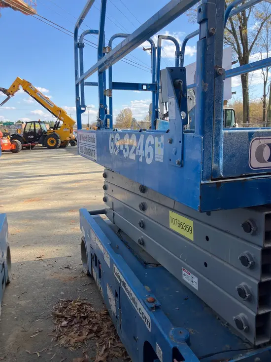 2018 Genie GS-3246 Scissor Lift