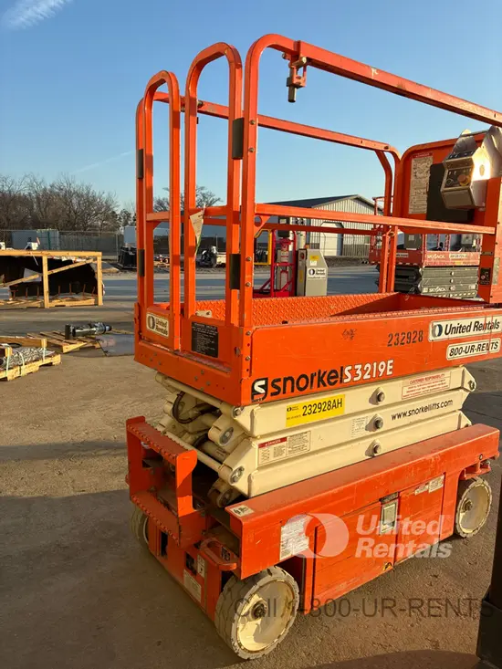 2019 Snorkel S3219E Scissor Lift