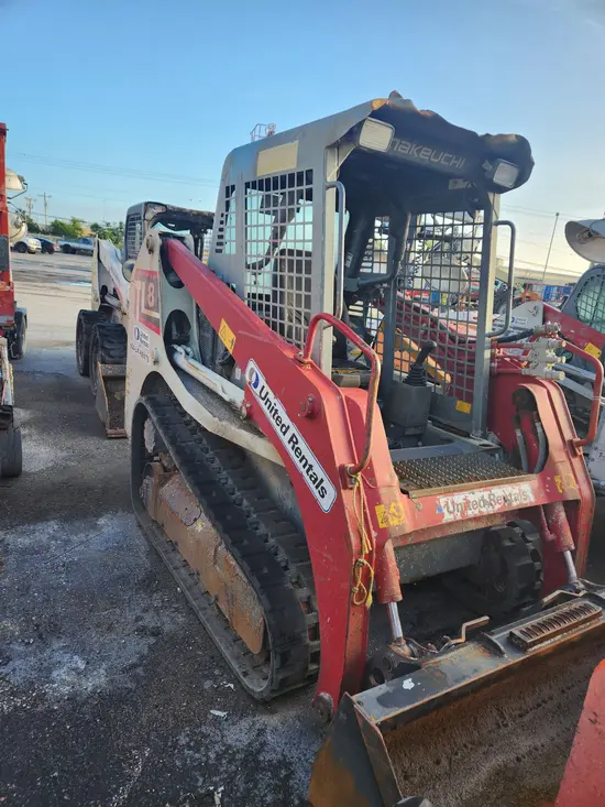 2020 Takeuchi TL8W Track Loader