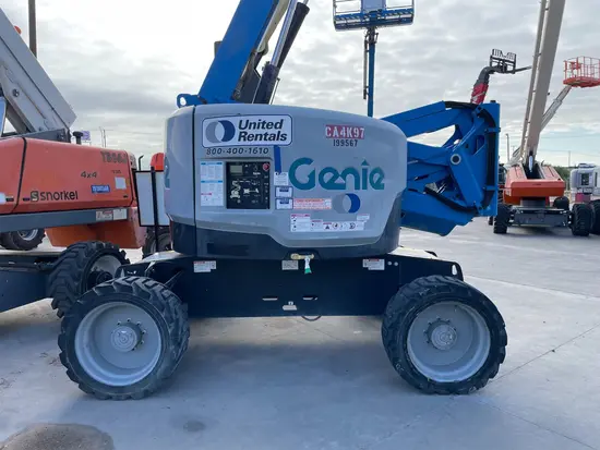 2017 Genie Z-62/40 Articulating Boom Lift