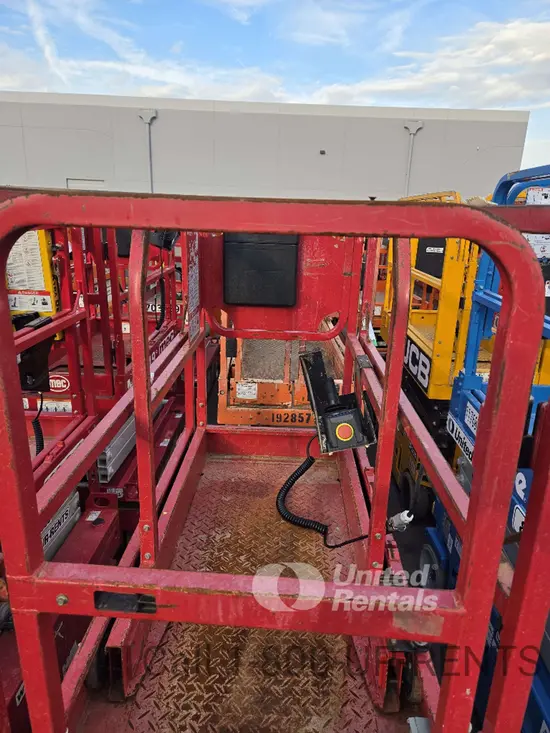 2019 MEC MICRO 19 Scissor Lift