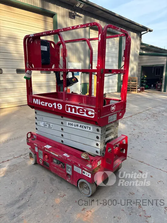 2018 MEC MICRO 19 Scissor Lift