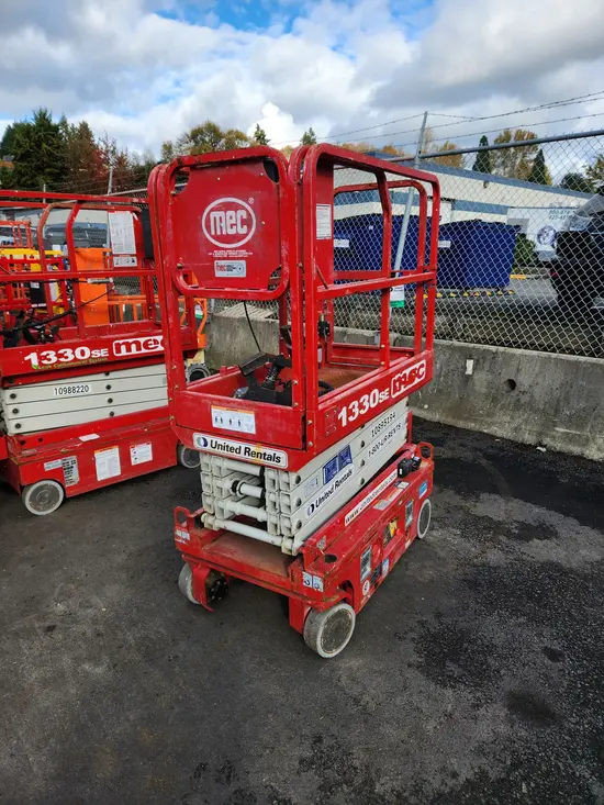 2019 MEC 1330SE Scissor Lift