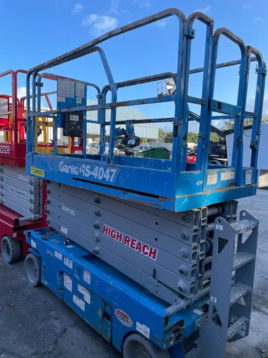 2017 Genie GS-4047 Scissor Lift