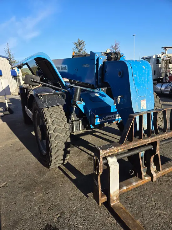 2017 Genie GTH-844 Forklift