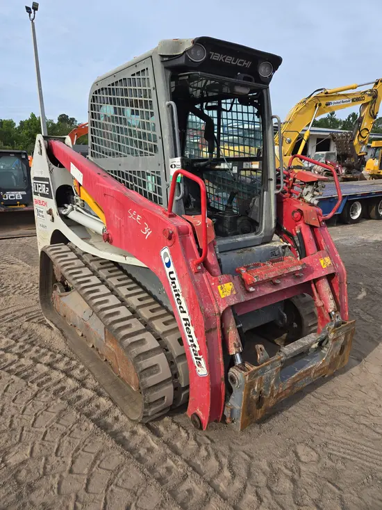 2019 Takeuchi TL12R2-CR Track Loader
