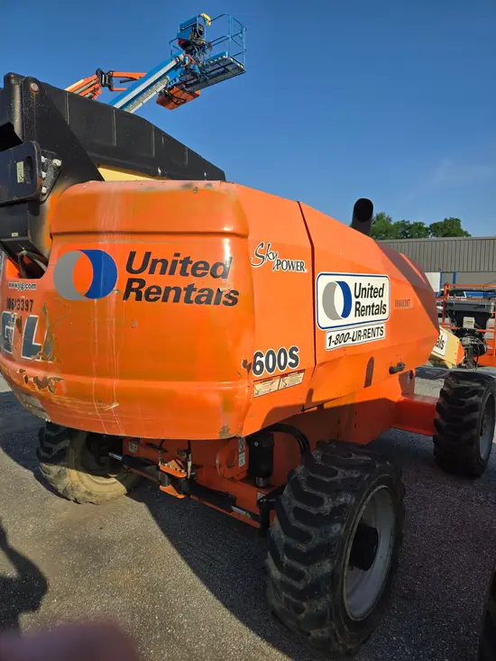 2017 JLG 600S Boom Lift