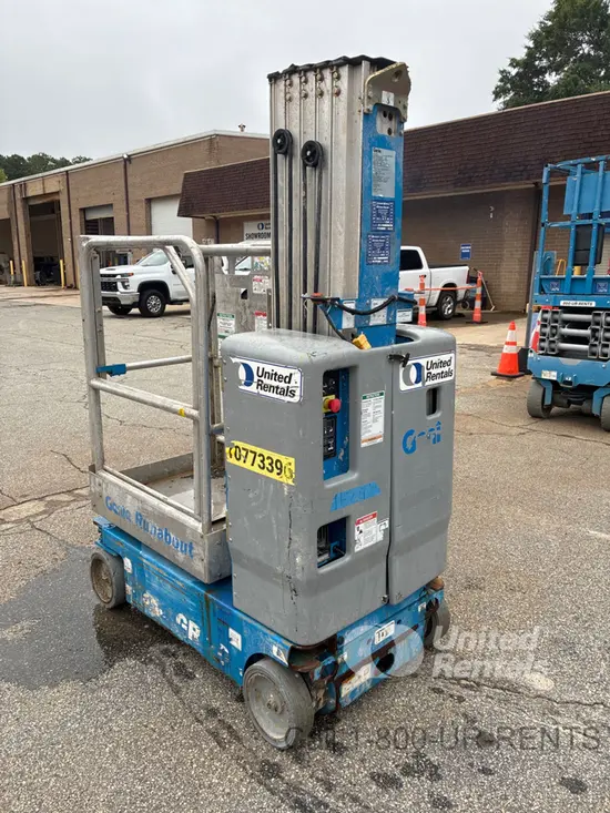 2018 Genie GR-20 Self-Propelled One-Person Lift
