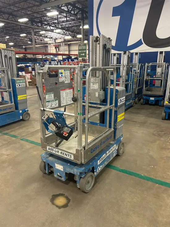 2019 Genie GR-20 Self-Propelled One-Person Lift