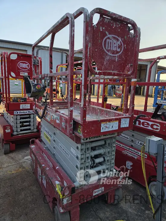 2020 MEC MICRO 19 Scissor Lift