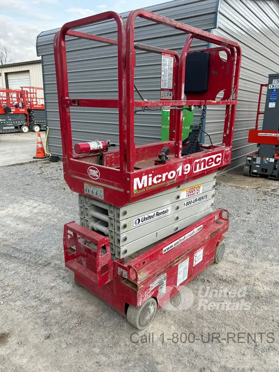 2019 MEC MICRO 19 Scissor Lift