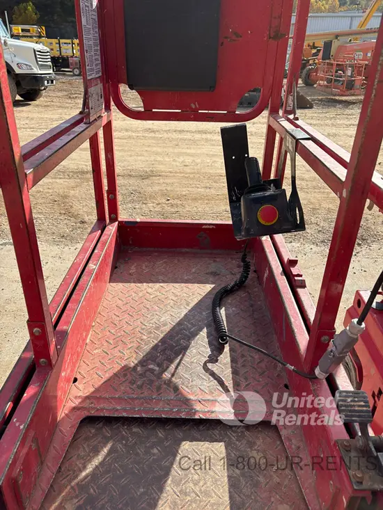2019 MEC MICRO 19 Scissor Lift