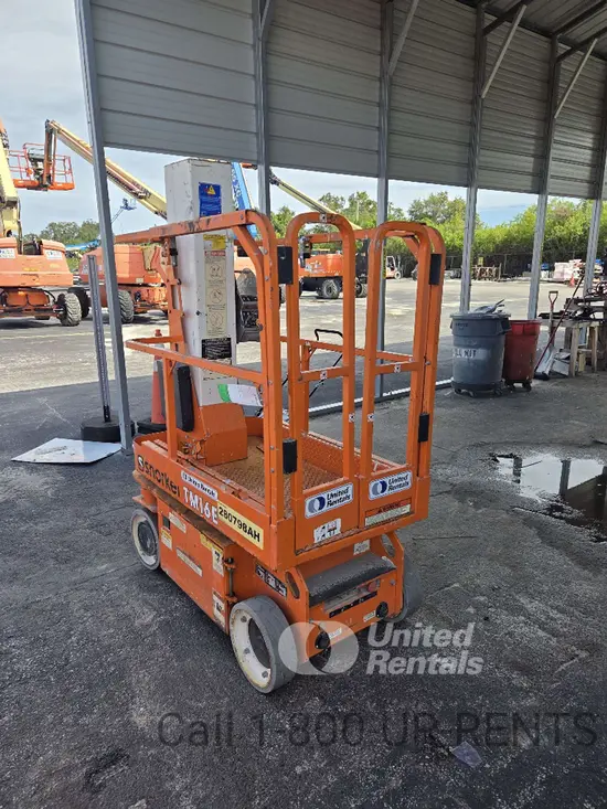 2021 Snorkel TM16E Self-Propelled One-Person Lift