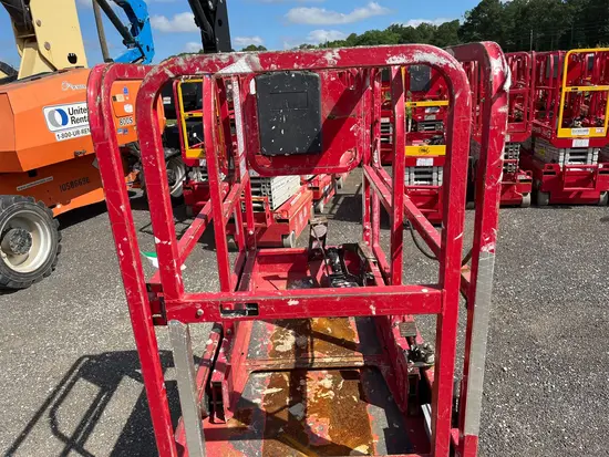 2018 MEC MICRO 19 Scissor Lift