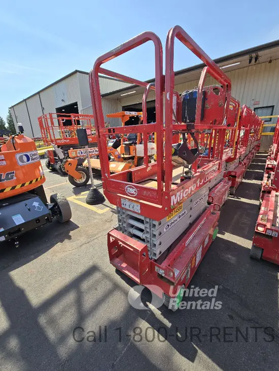 2019 MEC MICRO 19 Scissor Lift