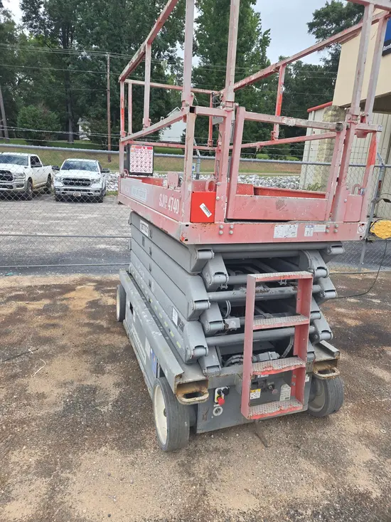 2019 Skyjack SJIII4740 Scissor Lift