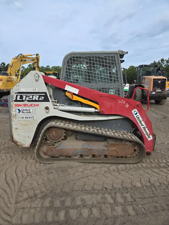 2019 Takeuchi TL12R2-CR Track Loader